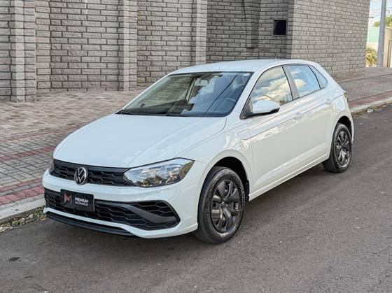 VOLKSWAGEN POLO 1.0 MPI TRACK MANUAL VOLKSWAGEN POLO 1.0 MPI TRACK MANUAL
